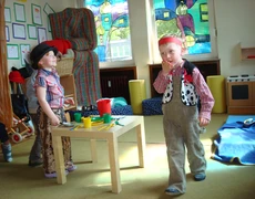 Kinder beim Rollenspiel
