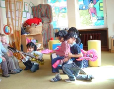 Kinder als Rockband