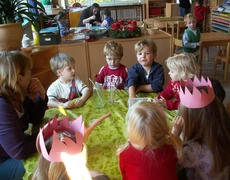 Kinder beim Forschungsprojekt