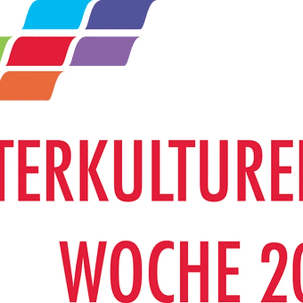 Das offizielle Logo der Interkulturellen Woche 2014 - mehrfarbige Wellenelemente und Schriftzug