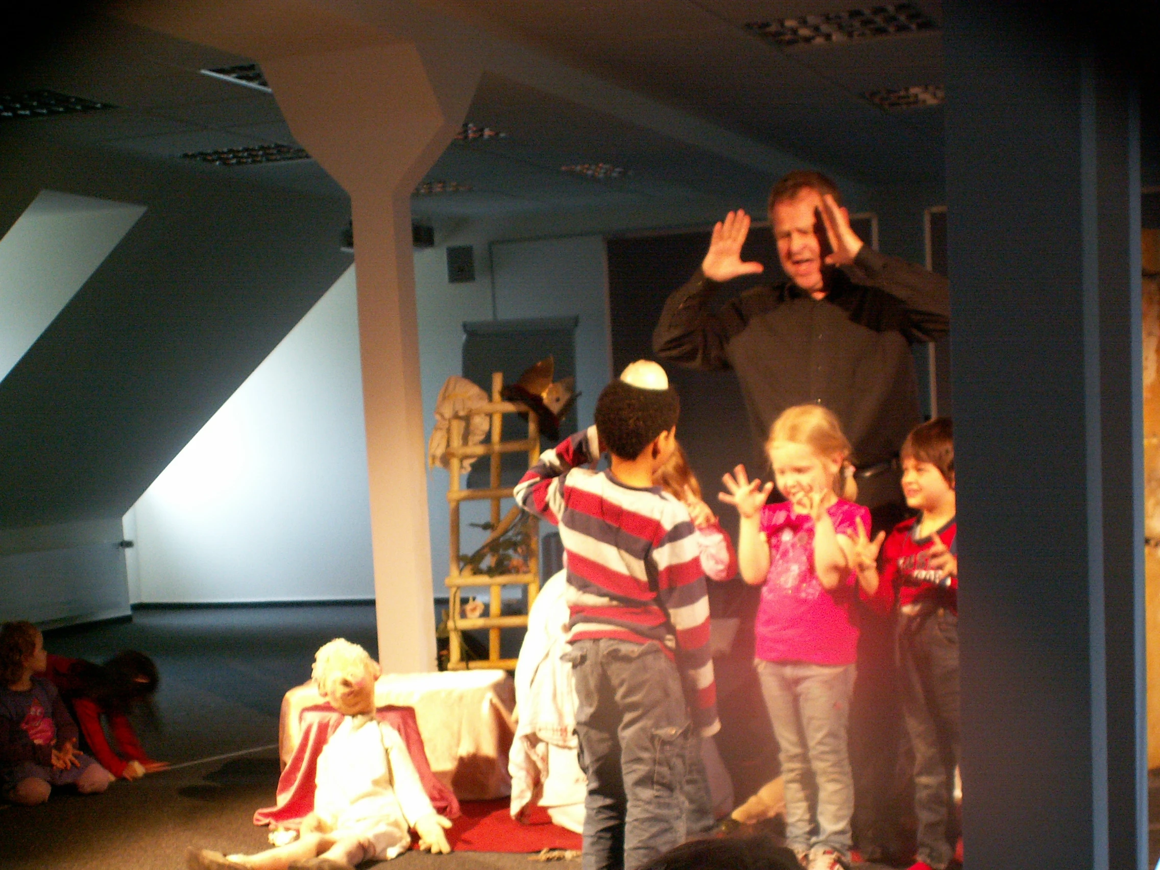 Lille Kartofler Puppentheater auf der Bühne