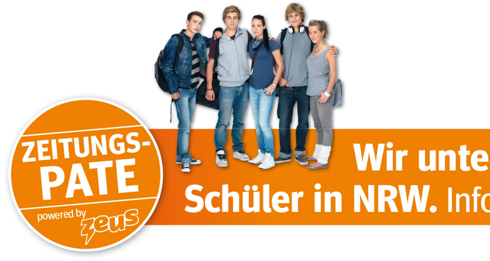 Banner des Zeitungspatenprojektes Zeus - eine Gruppe Jugendlicher neben dem Info-Schriftzug