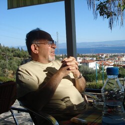 Autor Atilla Eskin